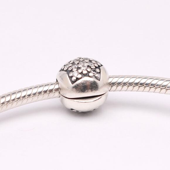 Authentic PANDORA You're a Star Clip - 791056CZ - Picture 2 of 8